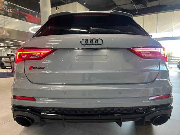2024 Audi RS Q3 F3  SUV image 5