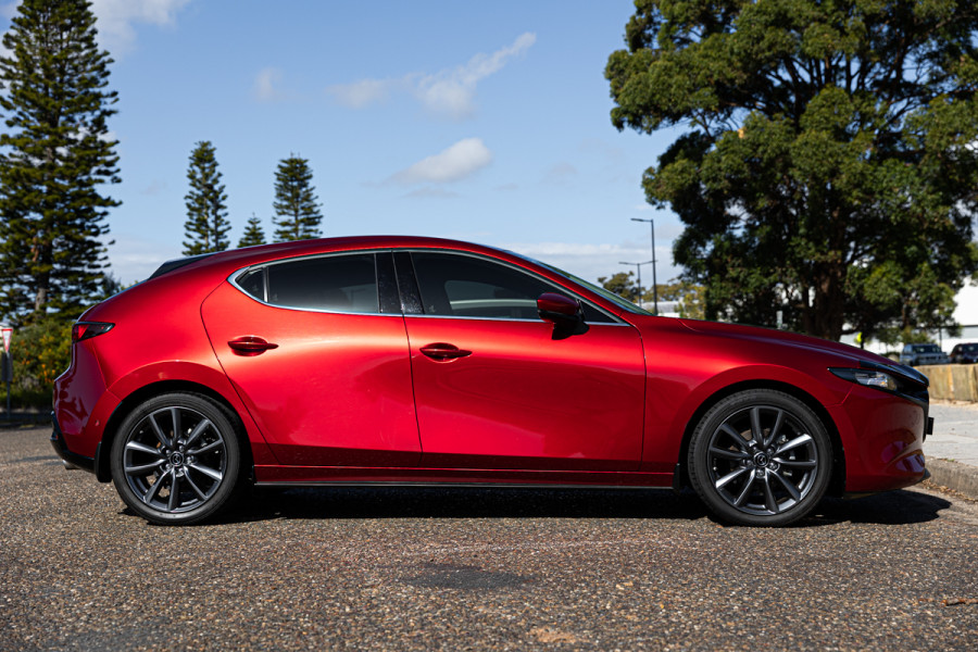 2020 Mazda 3 BP G20 Touring Hatch Image 16