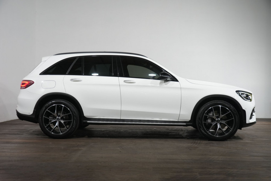 2022 Mercedes-Benz GLC-Class GLC300 SUV Image 4