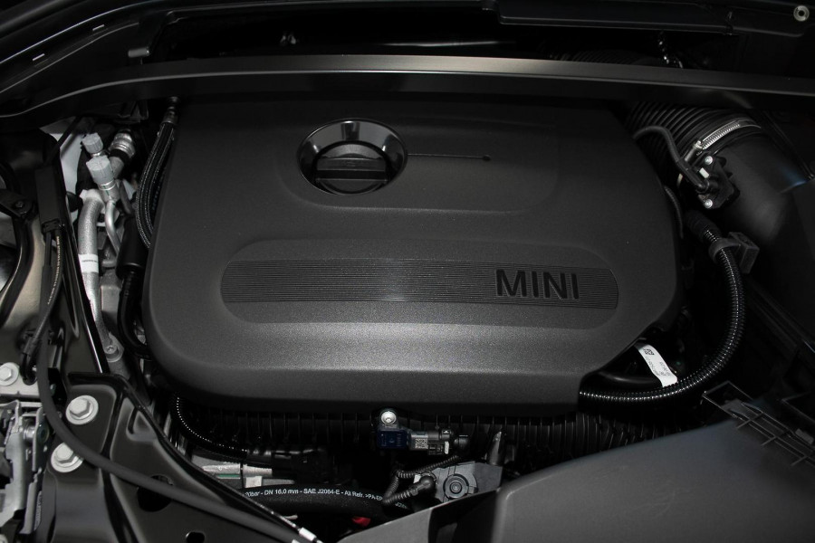 2025 MINI Countryman U25 JCW Favoured SUV
