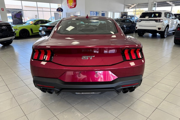 2025 Ford Mustang FO GT Hatch Image 6