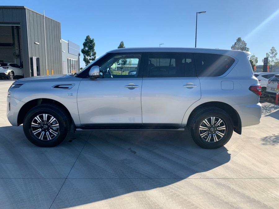 2026 Nissan Patrol Y62 Ti SUV Image 4