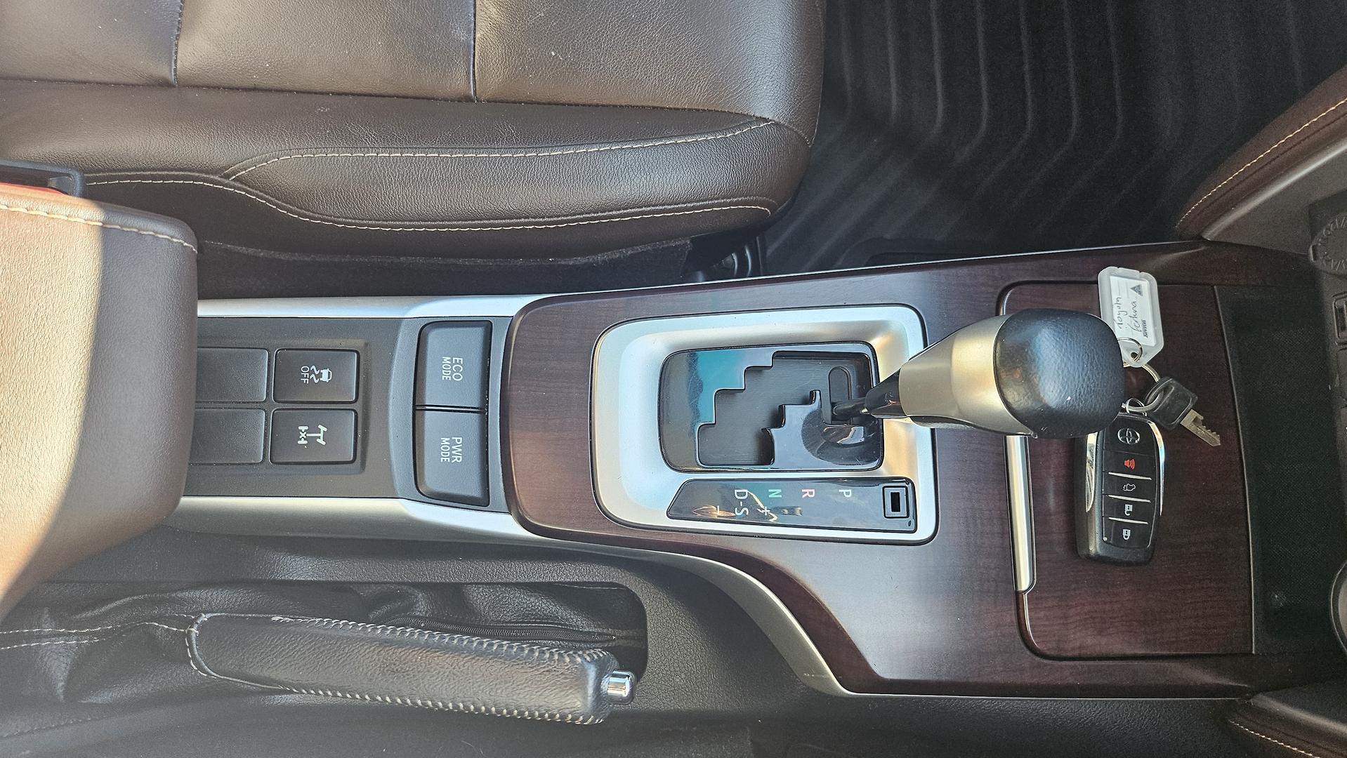 2017 Toyota Fortuner GUN156R Crusade SUV Image 23