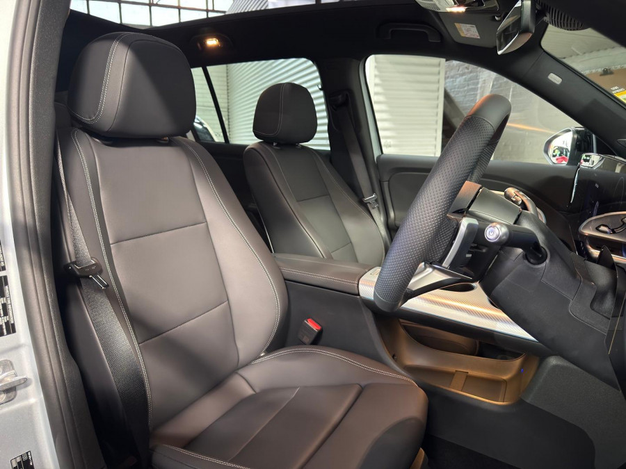 2026 Mercedes-Benz GLB-Class X244 GLB350 electric SUV Image 35