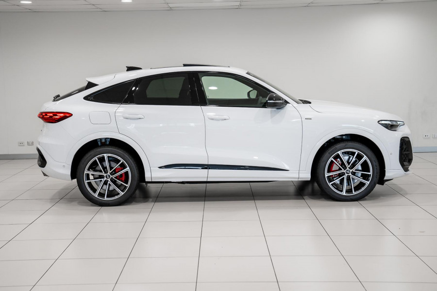 2026 Audi Q5 e-hybrid 270kW SUV