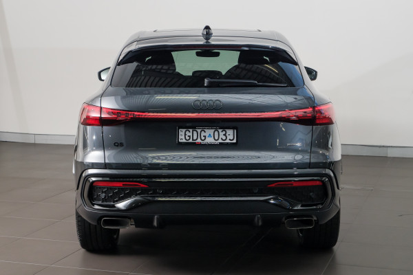 2026 Audi Q5 e-hybrid 270kW SUV image 5