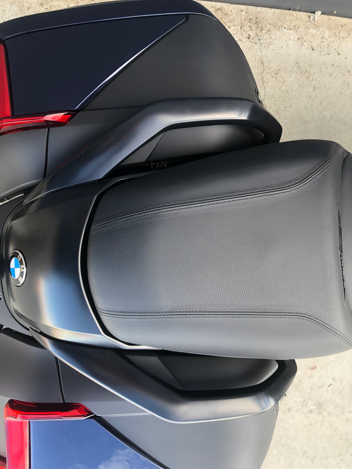 2019 BMW K1600 B Deluxe Motorcycle Image 36