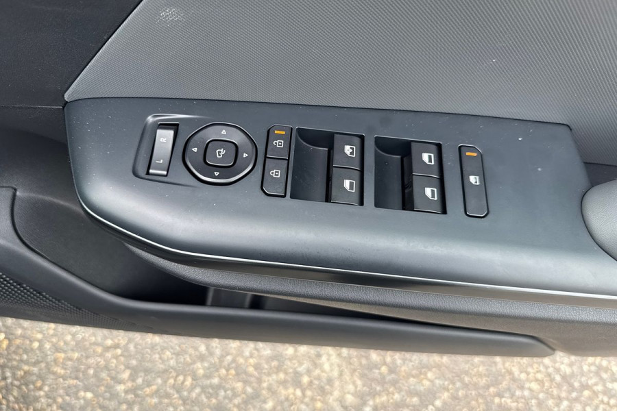 2025 MY26 Kia K4 CL4m S Hatch Image 10