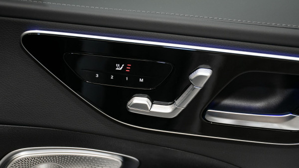 2026 MY25 Mercedes-Benz C-Class W206 C300 Sedan image 15