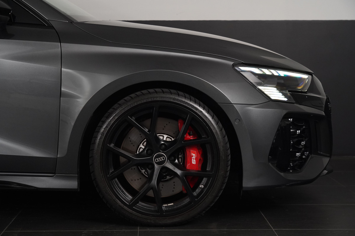 2022 Audi Rs 3 Quattro Sedan Image 5