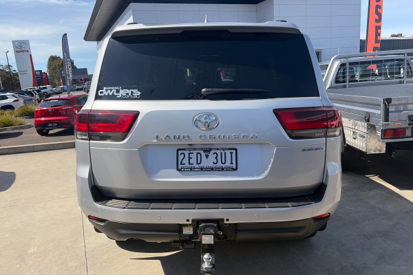 2022 MY24 Toyota LandCruiser FJA300R Sahara SUV Image 5