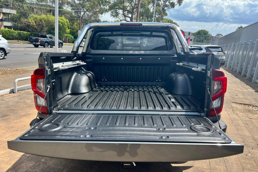 2024 Nissan Navara D23 ST-X Ute Image 11