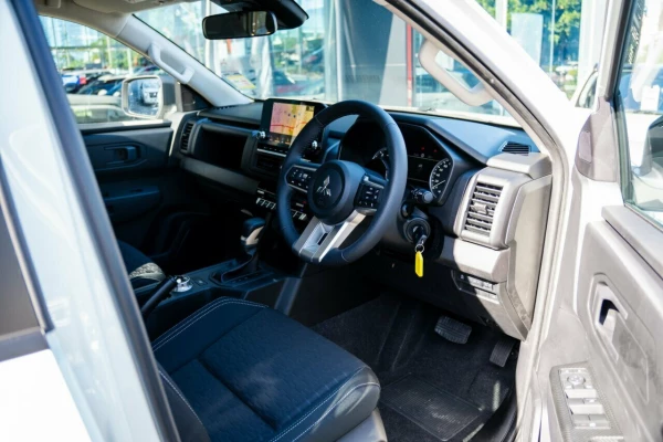 2026 Mitsubishi Triton MV GLX-R Ute Image 15