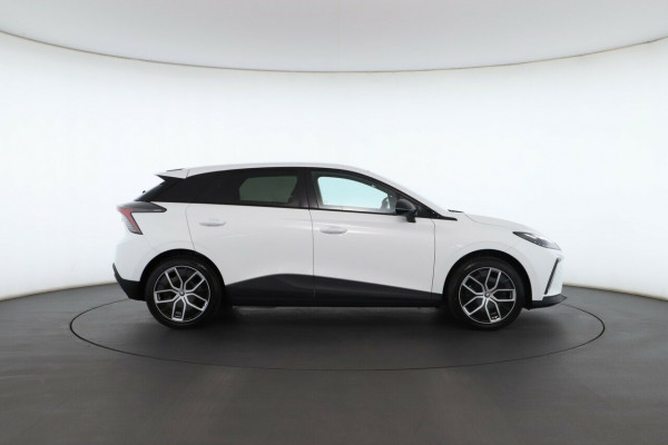 2024 MG MG4 MEH32 Essence 64 Hatch Image 2