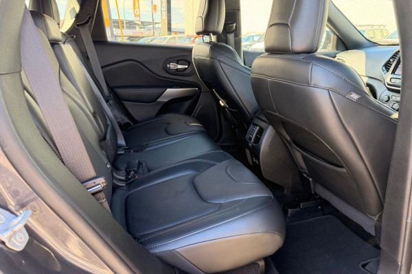 2022 Jeep Cherokee KL S-Limited SUV Image 17