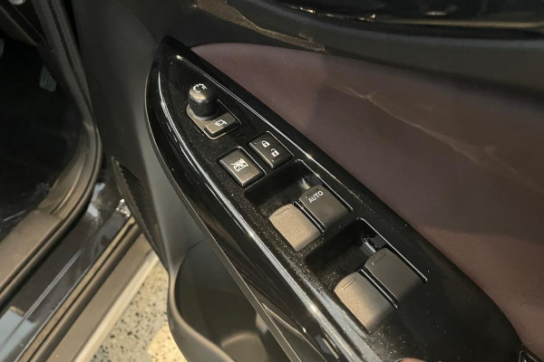 2025 Suzuki Fronx KW Hybrid Wagon Image 21