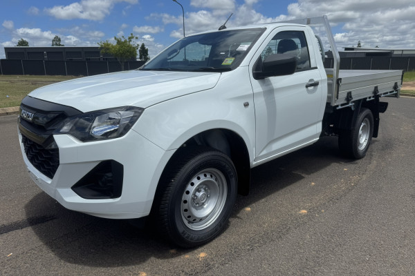 2026 Isuzu D-MAX RG SX Cab Chassis Image 7