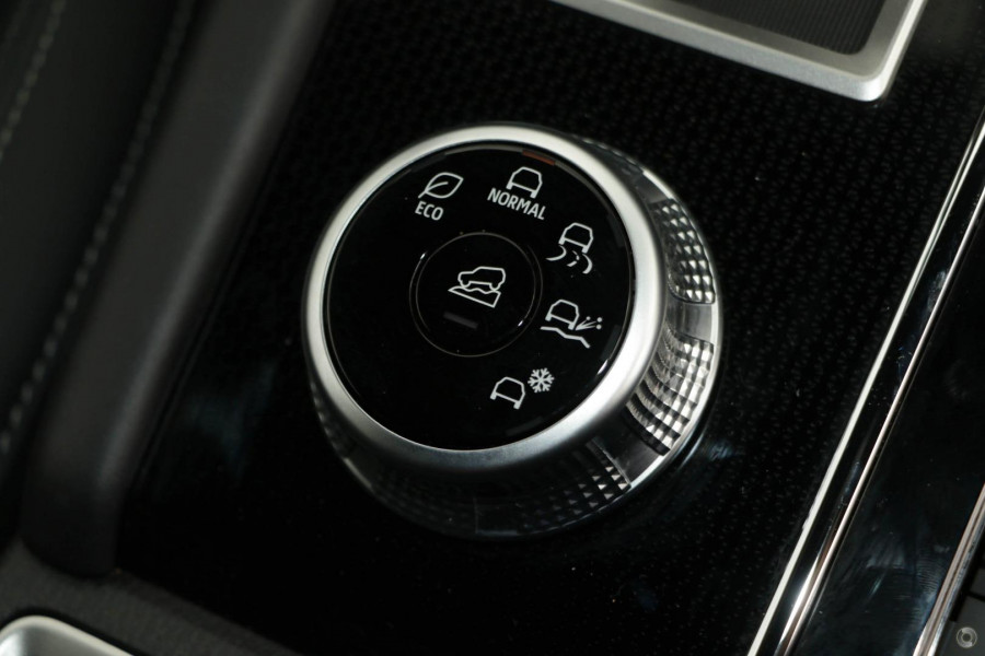 2025 Mitsubishi Outlander ZM LS SUV Image 13
