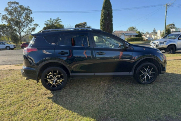 2017 Toyota RAV4 ASA44R GXL Wagon Image 10