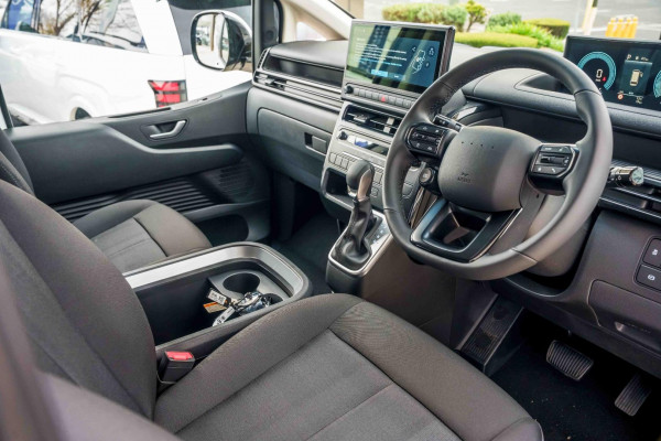 2026 MY27 Hyundai Staria Load US4.V4  Van Image 5