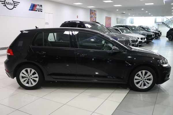 2018 Volkswagen Golf 7.5 110TSI Trendline Hatch image 5