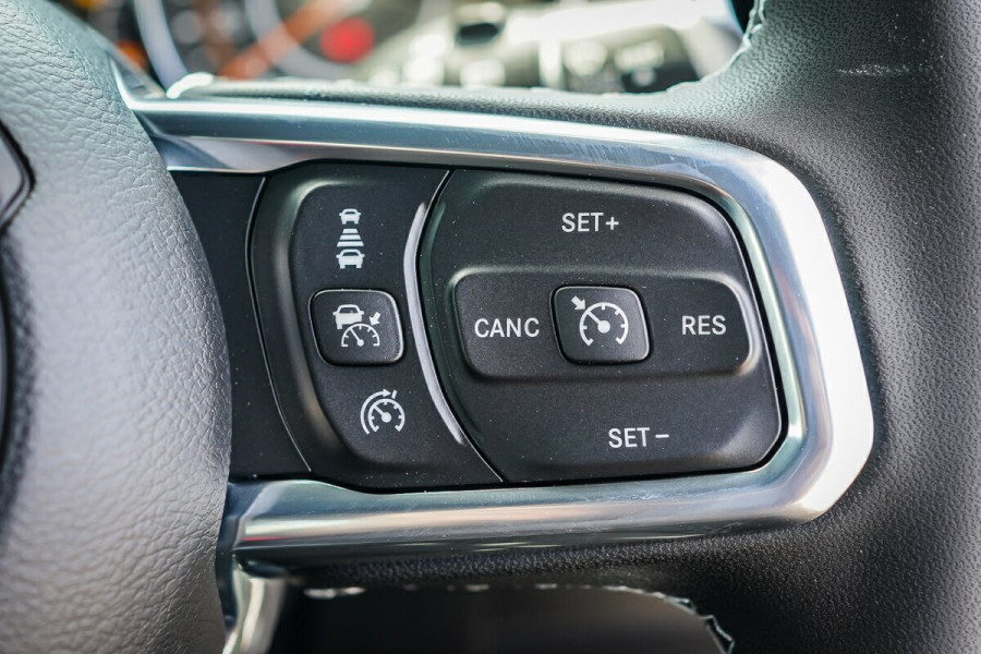 2023 Jeep Wrangler JL Unlimited Overland SUV Image 19