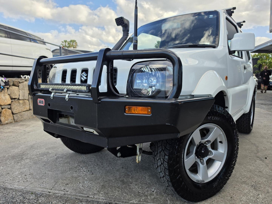 2012 Suzuki Jimny SN413 T6 Sierra SUV Image 2