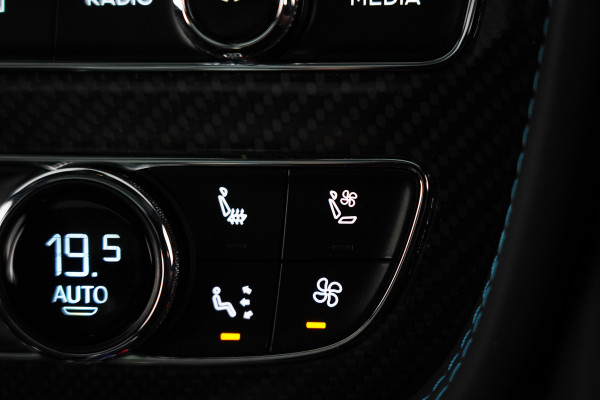 2024 Bentley Bentayga V8S Black Line SUV Image 38