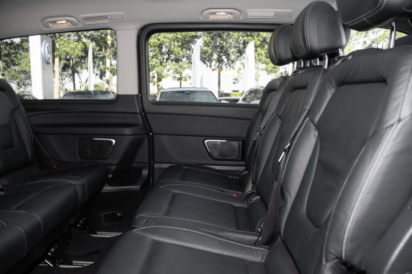 2021 Mercedes-Benz V-Class 447 V220 d People Mover Image 10