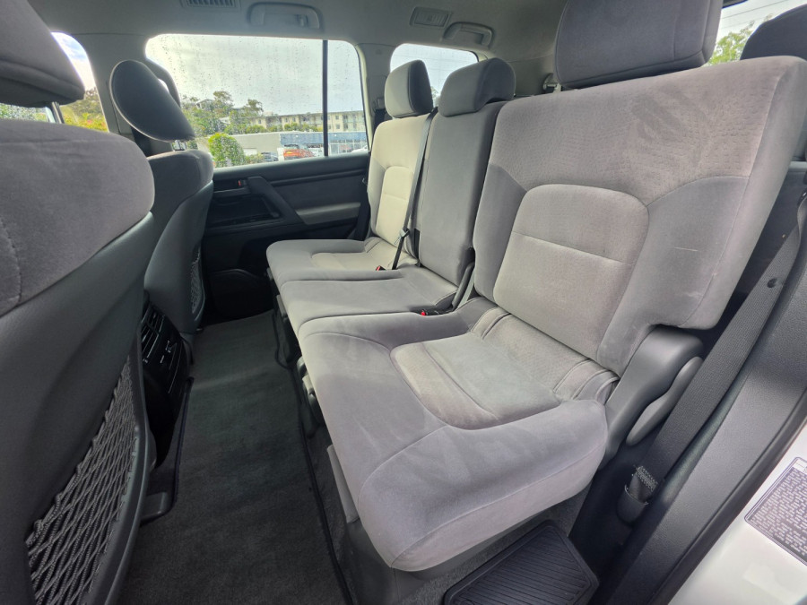 2011 MY10 Toyota LandCruiser VDJ200R GXL SUV Image 28