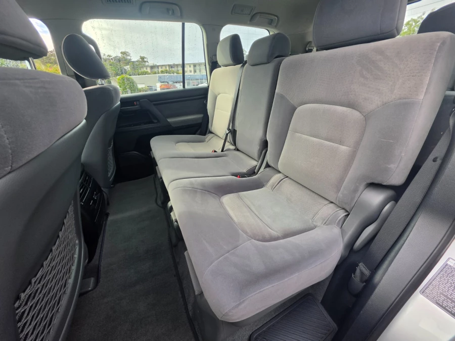 2011 MY10 Toyota LandCruiser VDJ200R GXL SUV Image 28