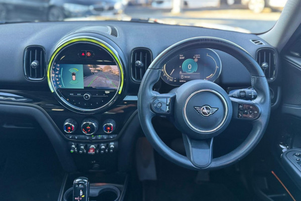 2021 MINI Countryman F60 LCI C Classic SUV Image 11
