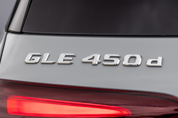2025 Mercedes-Benz GLE-Class V167 GLE450 d SUV image 9