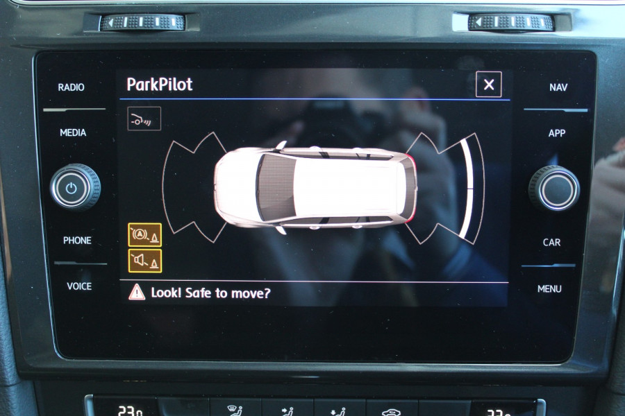 2019 Volkswagen Golf Alltrack 7.5 132TSI Suv Image 12