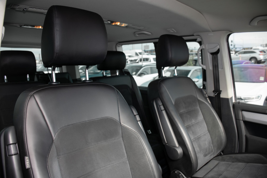 2016 Volkswagen Multivan T6 TDI450 Generation Six Van Image 9