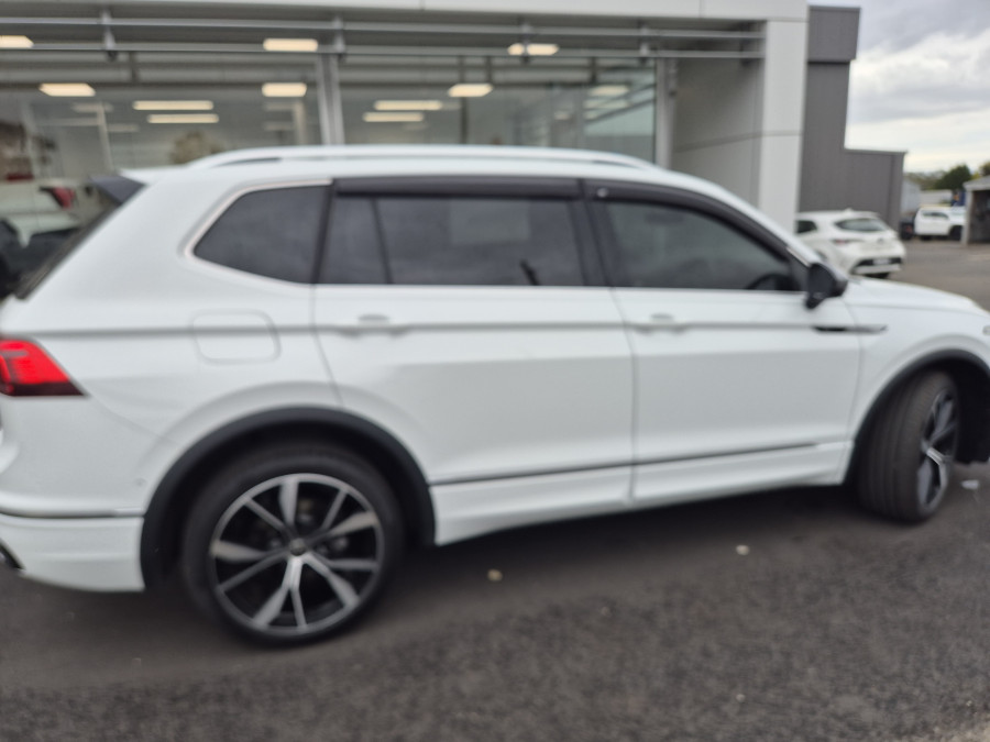 2024 Volkswagen Tiguan 5N 162TSI R-Line Allspace SUV Image 17