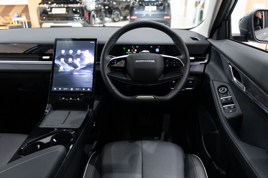 2026 Jaecoo J5  Summit SUV