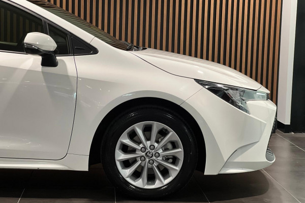 2020 Toyota Corolla ZRE SX Sedan Image 6