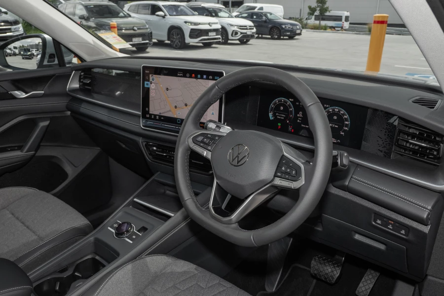 2026 Volkswagen Tayron R4 110TSI Life SUV Image 6