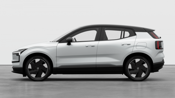 2027 MY26 Volvo EX30  Single Motor Extended Range Plus SUV image 2