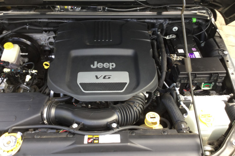 2018 Jeep Wrangler JK Sport Convertible Image 7