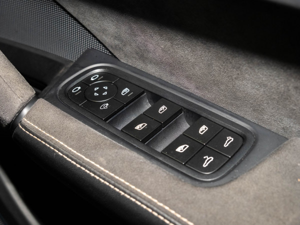 2022 Porsche Cayenne Turbo GT Coupe image 23