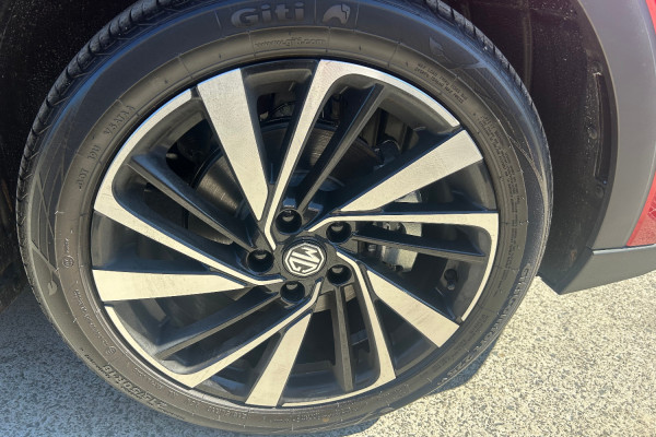 2025 MY25.5 MG ZS ZS32 Essence Turbo SUV Image 8