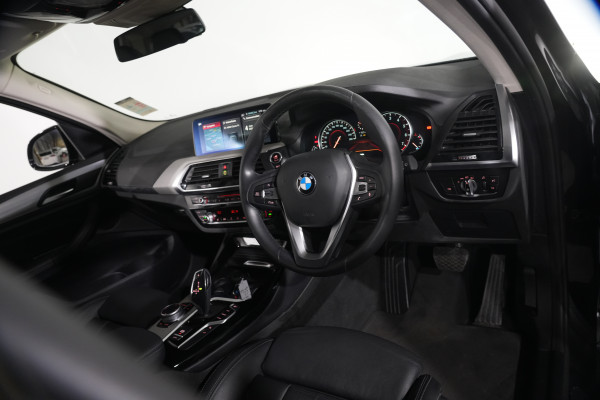 2019 BMW X3 sDrive20i SUV image 12