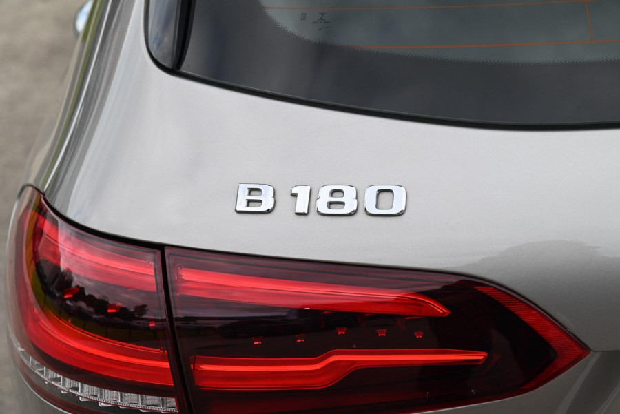 2021 Mercedes-Benz B-Class W247 B180 Hatch Image 10
