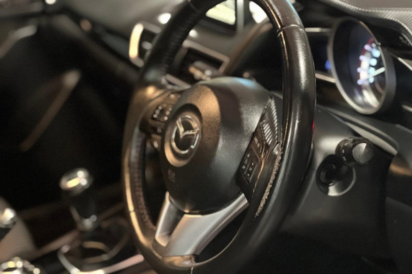 2015 Mazda 3 BM5438 SP25 Hatch Image 10