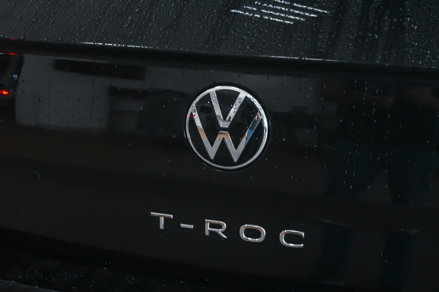 2025 Volkswagen T-Roc 140TSI R-Line SUV Image 24