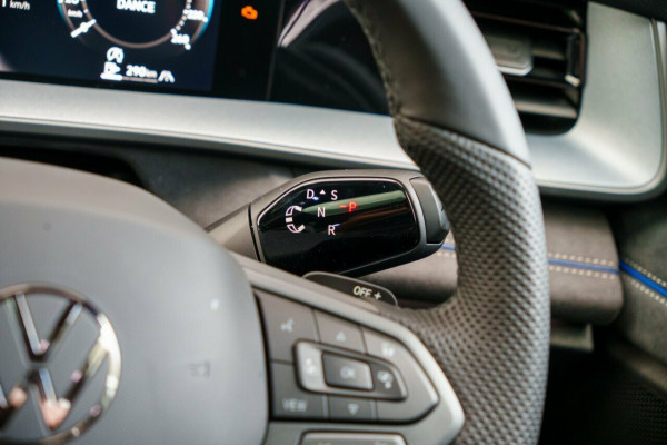 2026 Volkswagen Tayron R4 195TSI R-Line SUV Image 15