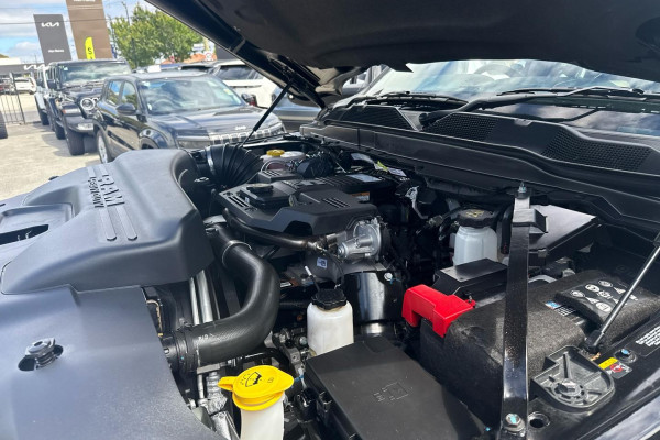 2022 Ram 2500 DJ Laramie Ute Image 27