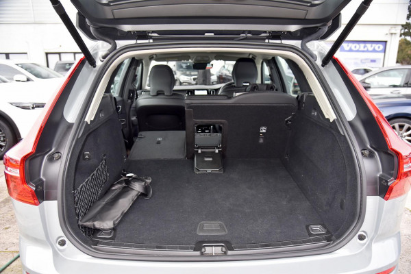 2025 Volvo XC60 UZ Plus B5 SUV Image 20